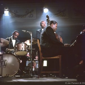 Oscar Peterson Trio için avatar