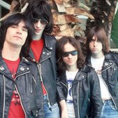 ramones-5a20397a9802070036285575.jpg