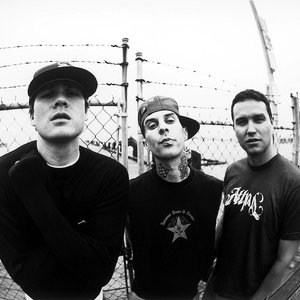 Immagine per 'blink-182'