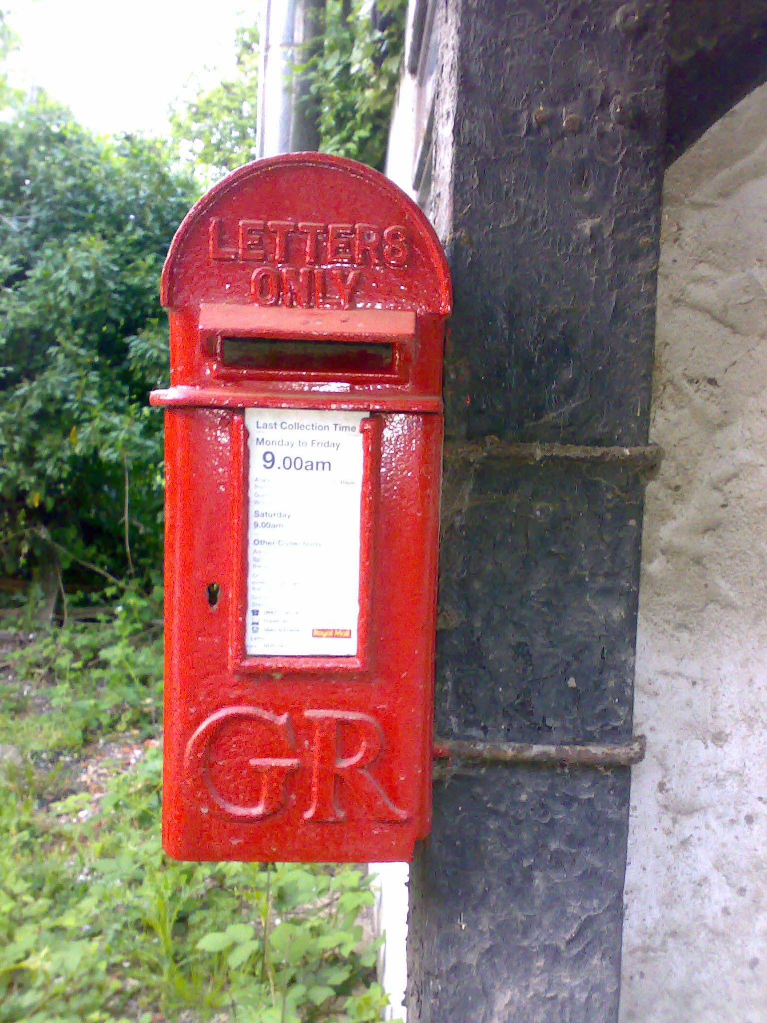 GR lamp box, 1920s, Surrey. Robert Cole