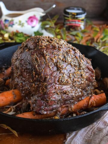 Herb Crusted Beef Round Roast