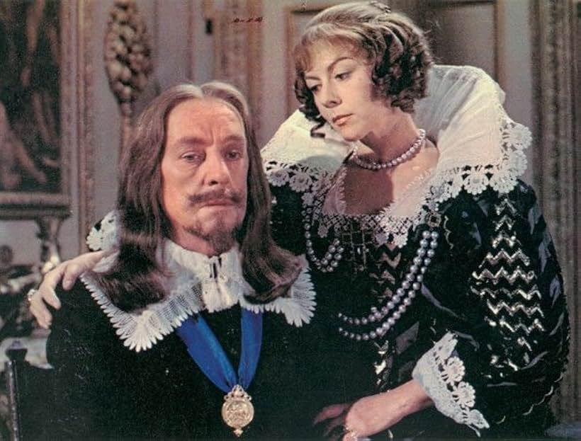 Alec Guinness and Dorothy Tutin in Cromwell (1970)