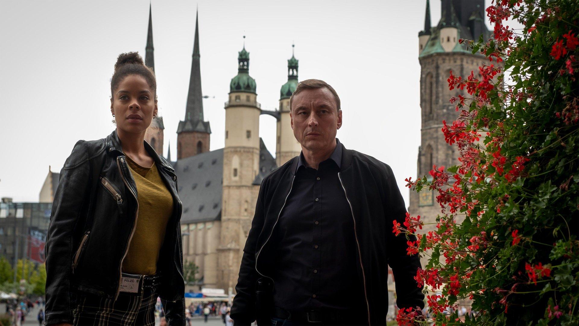 Werner Daehn and Jane Chirwa in Gnadenlos (2020)