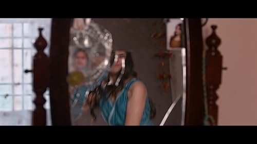 Guarda Aa Ammayi Gurinchi Official Trailer