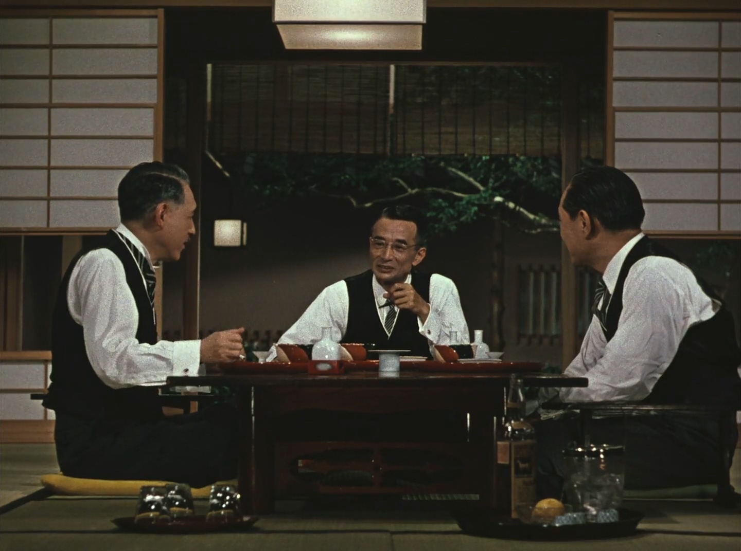 Ryûji Kita, Nobuo Nakamura, and Shin Saburi in Late Autumn (1960)