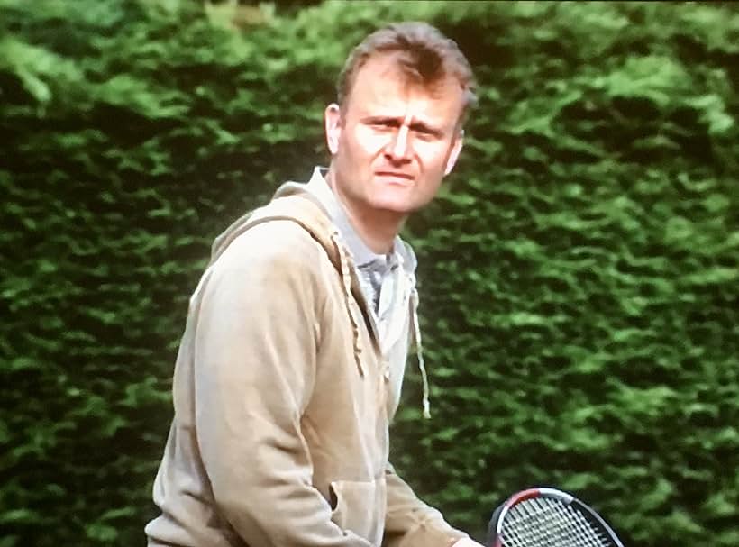 Hugh Dennis in Outnumbered (2007)