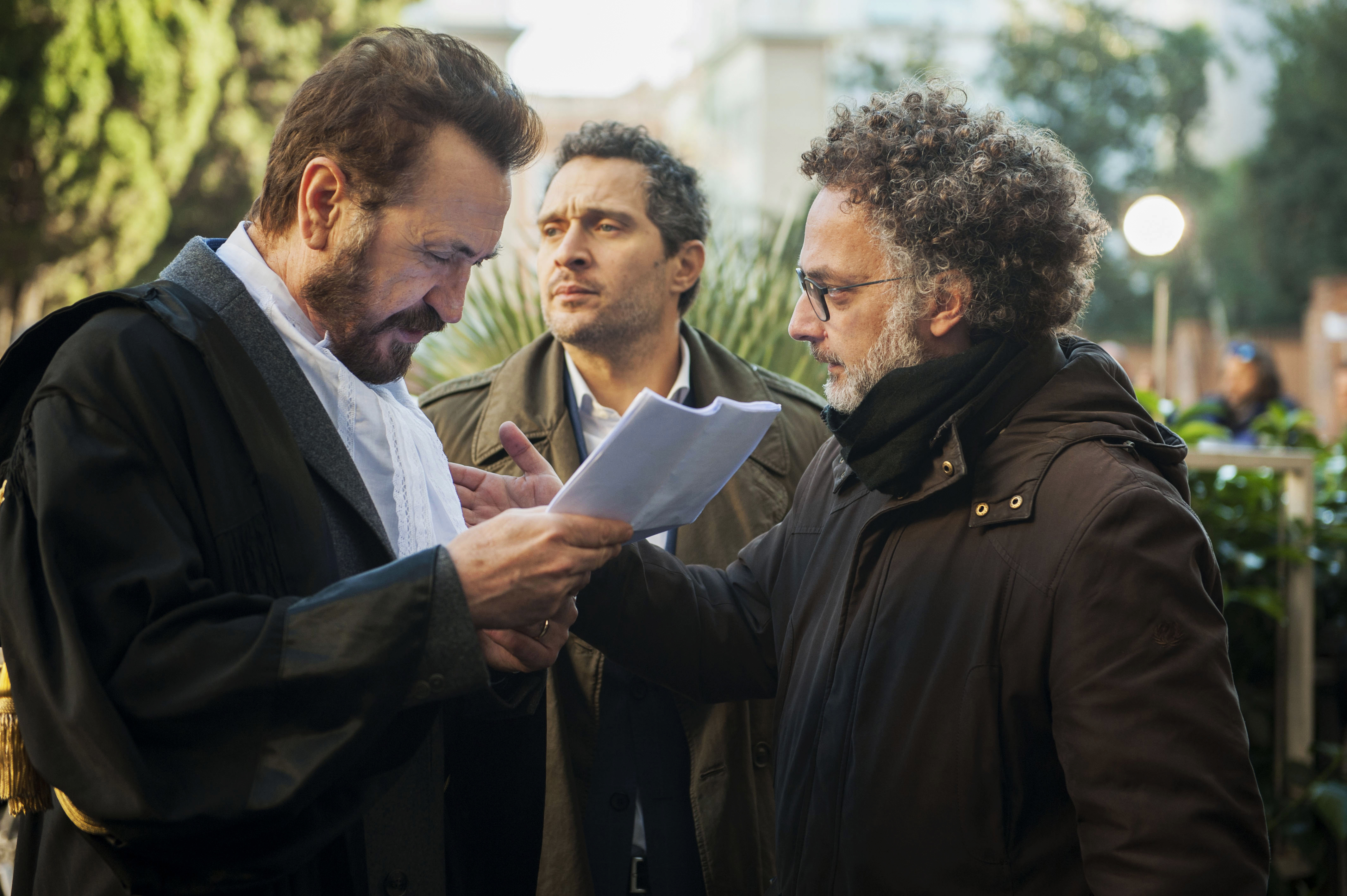 Marco Giallini, Antonio Morabito, and Claudio Santamaria in Forgive Us Our Debts (2018)