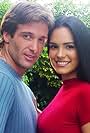 Segundo Cernadas and Scarlet Ortiz in Todo sobre Camila (2002)