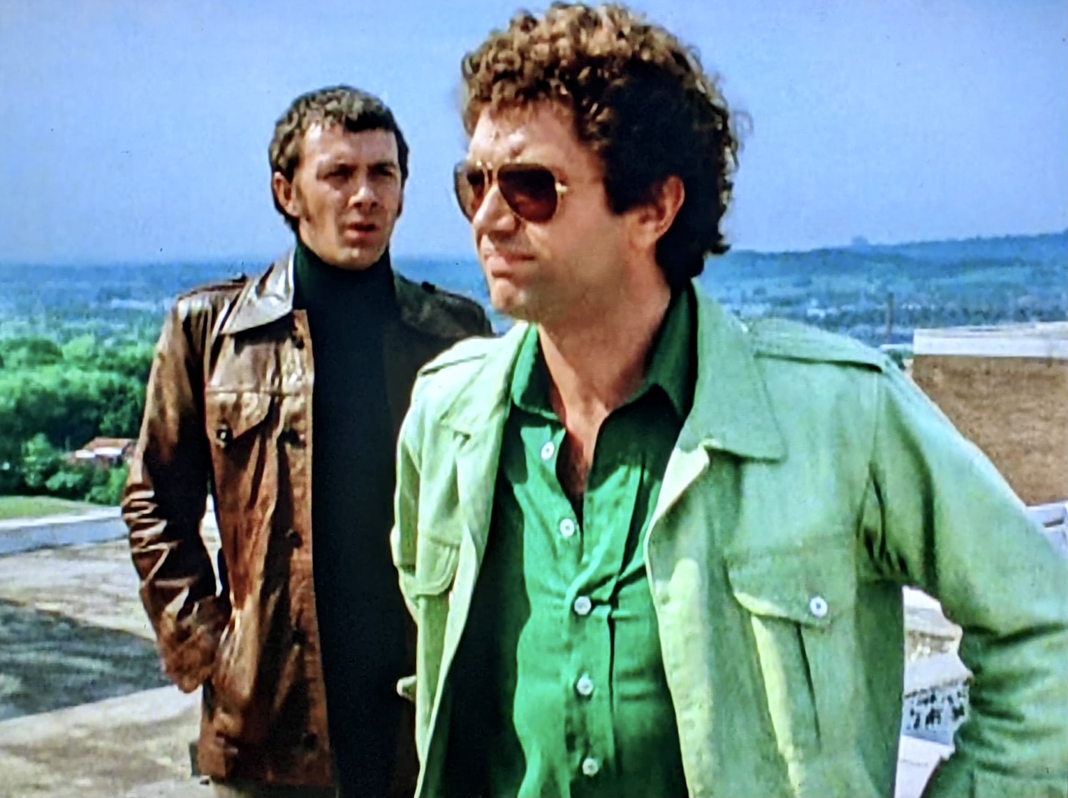 Lewis Collins and Martin Shaw in The Professionals (1977)