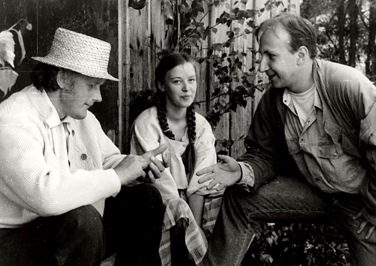 Alexander Hahn, Janis Paukstello, and Elita Klavina in Mernieku laiki (1991)