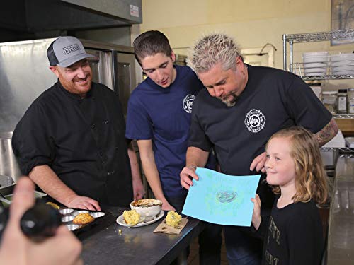 Guy Fieri and Hunter Fieri in Diners, Drive-ins and Dives (2006)