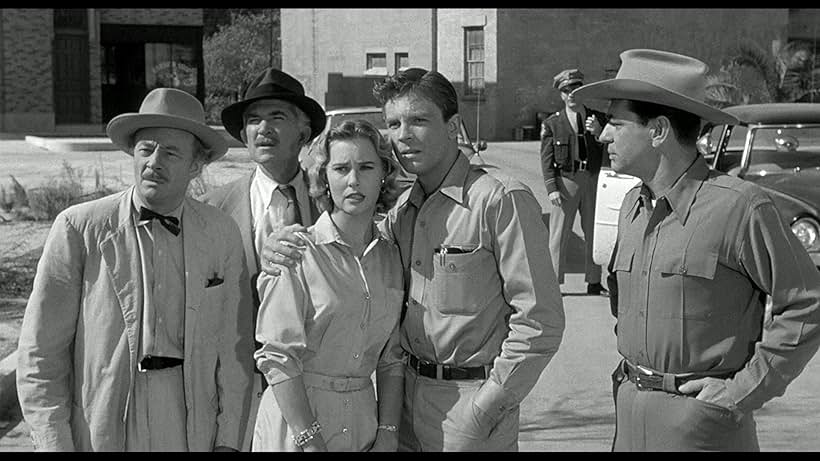 Lola Albright, Trevor Bardette, William Flaherty, Les Tremayne, and Grant Williams in The Monolith Monsters (1957)