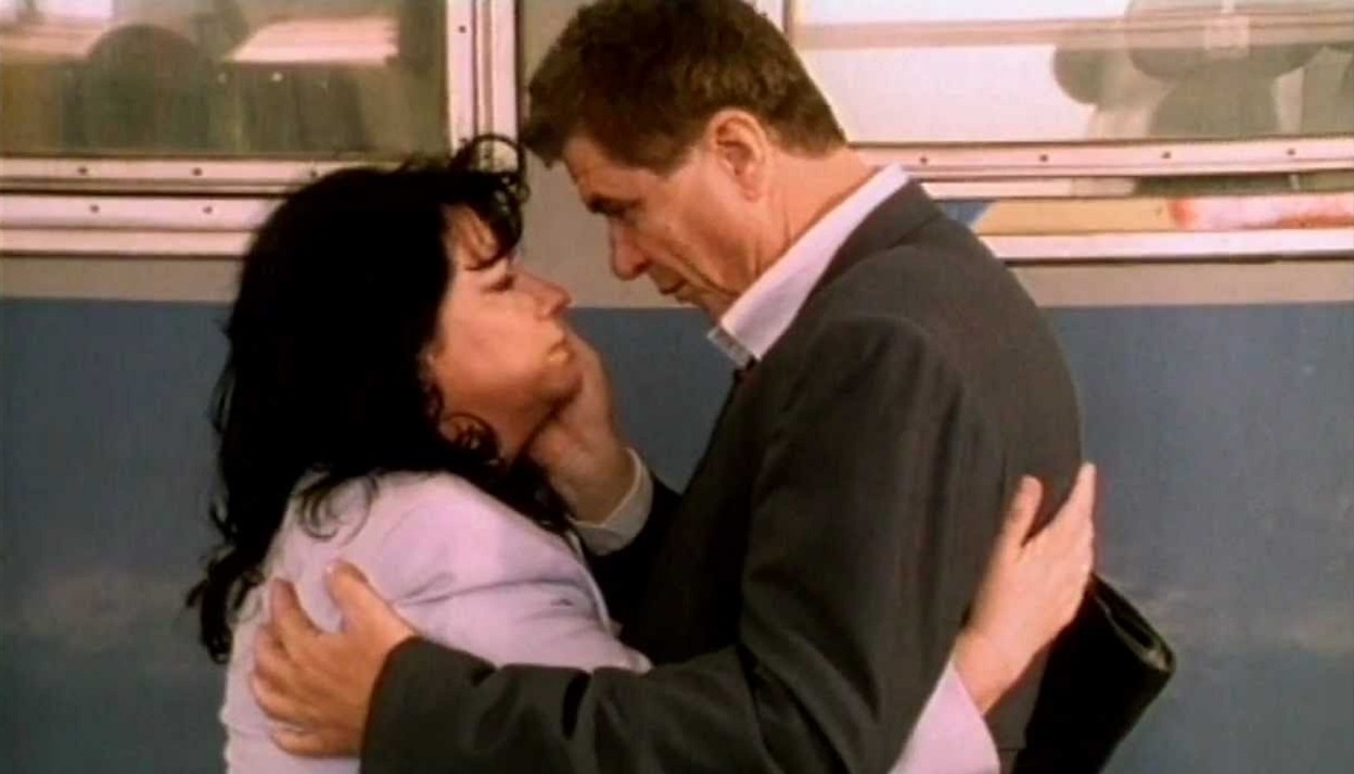 Dimitris Tzoumakis and Anna Vagena in Antio (2001)