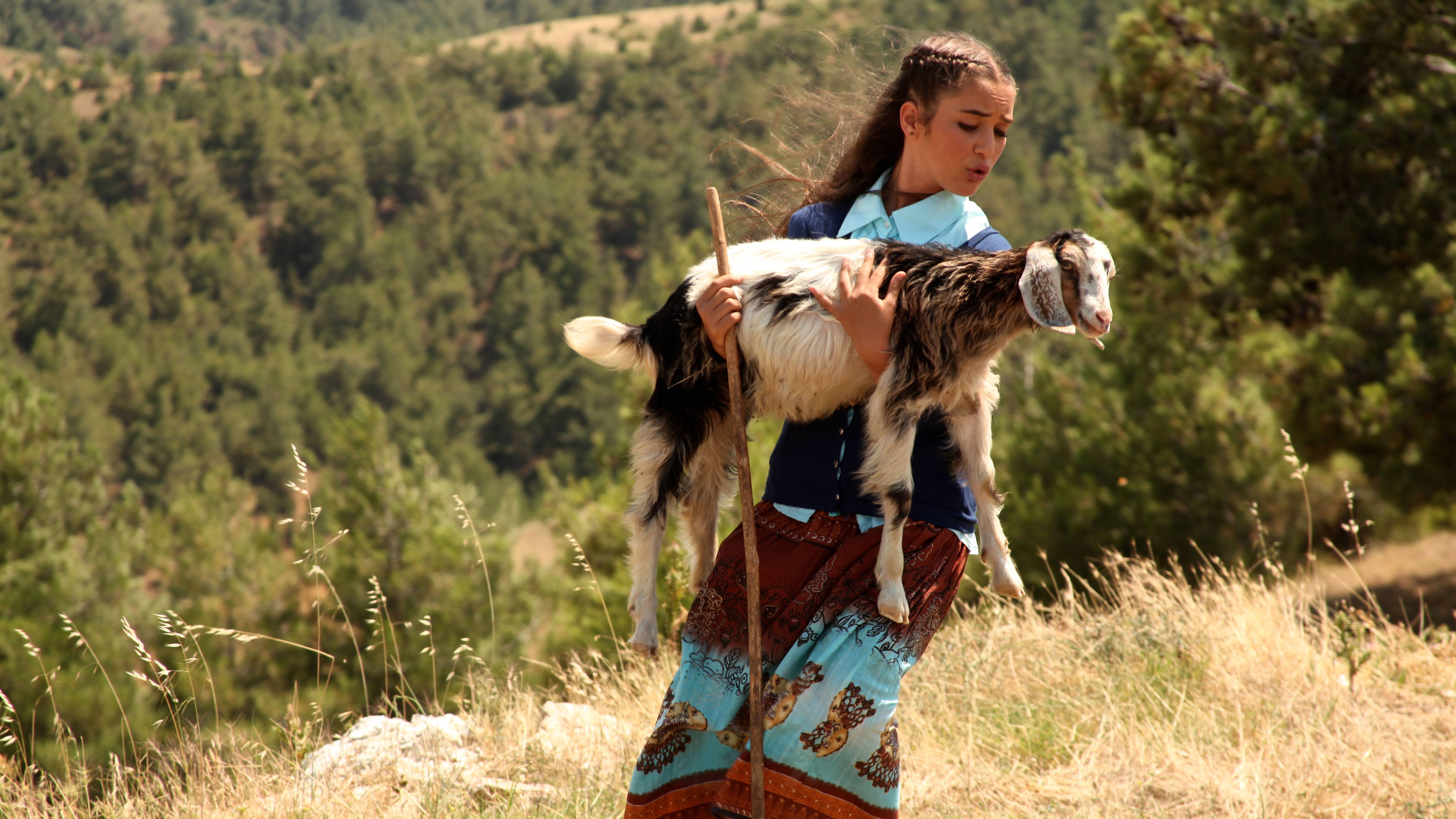 Çagla Simsek in Çesme (2014)