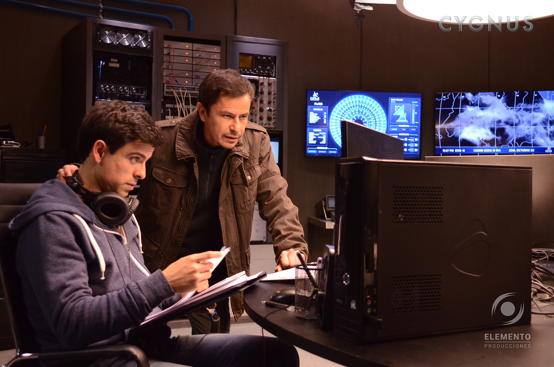 Gustavo Sánchez Parra and Jorge Luis Moreno in Cygnus (2017)