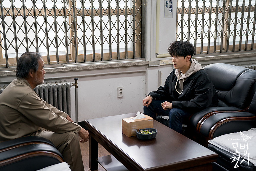 Jang Seung-jo in The Good Detective (2020)