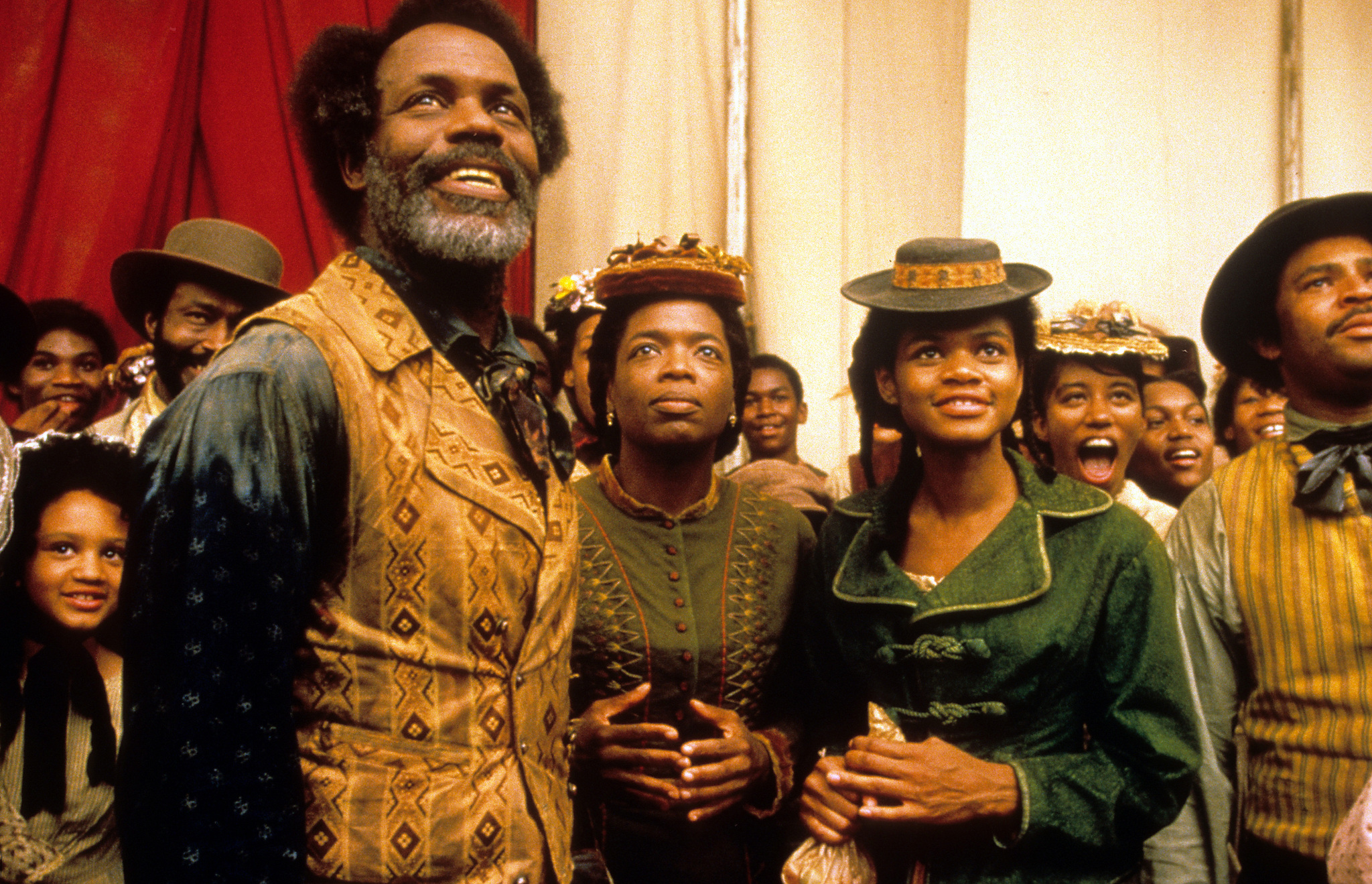 Danny Glover, Oprah Winfrey, and Kimberly Elise in Beloved (1998)