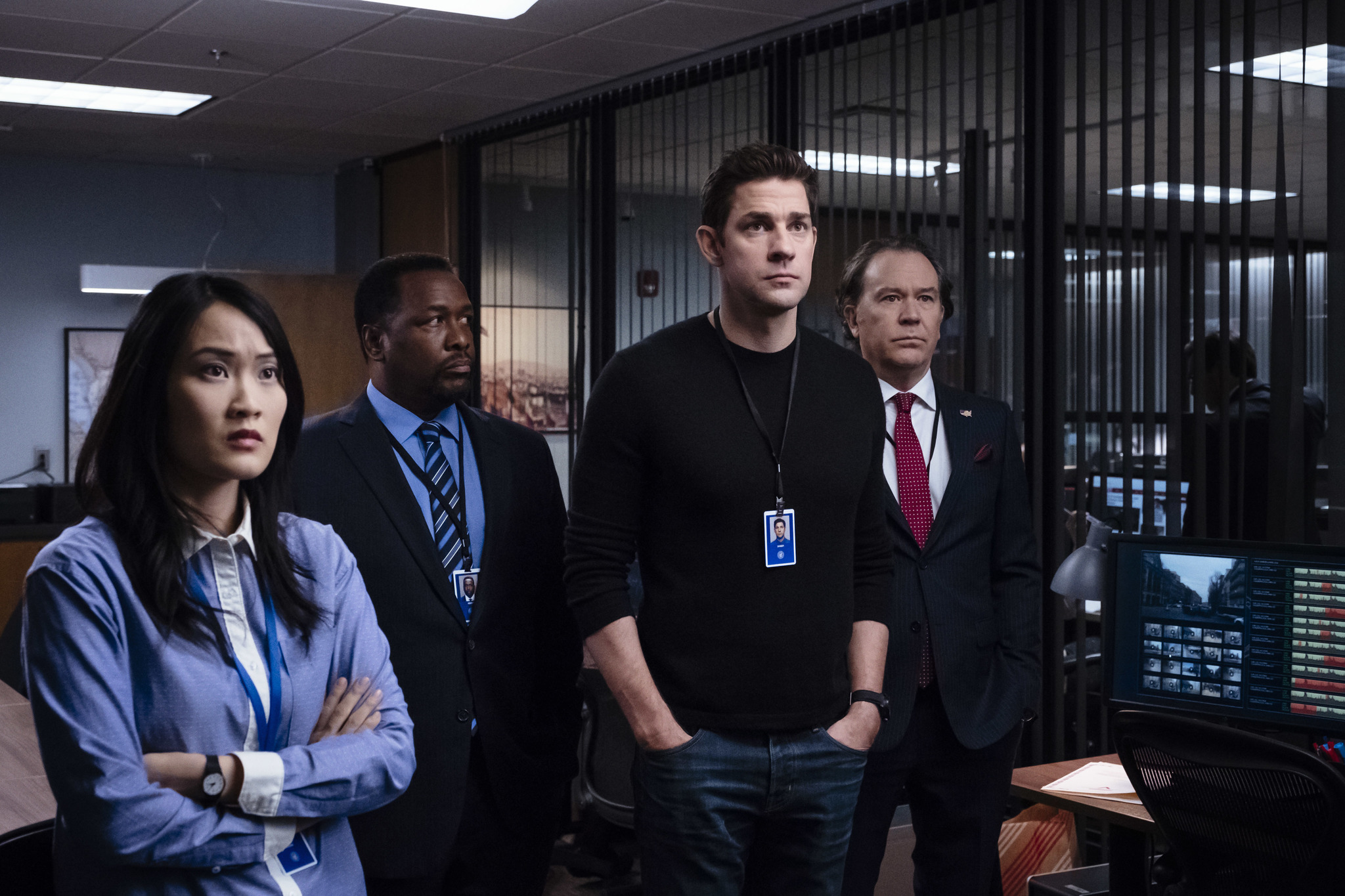 Timothy Hutton, Wendell Pierce, John Krasinski, and Eileen Li in Tom Clancy's Jack Ryan (2018)