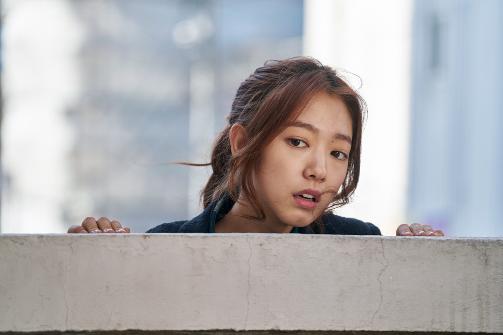 Park Shin-hye in My Annoying Brother (2016)