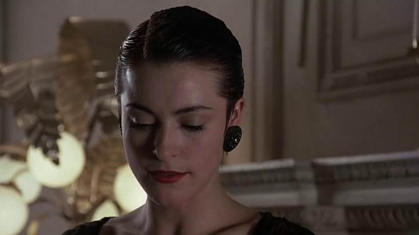 Amanda Donohoe in The Lair of the White Worm (1988)