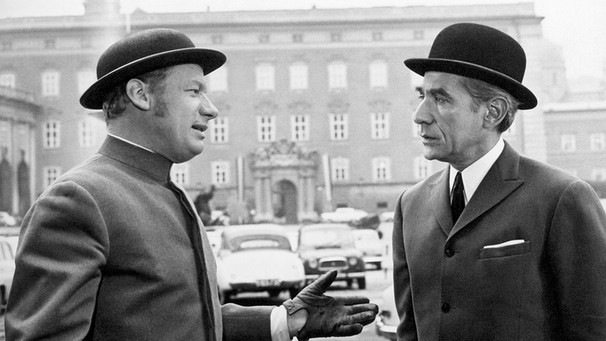 Lukas Ammann and Wolfgang Völz in Graf Yoster gibt sich die Ehre (1967)