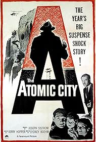 Lee Aaker, Gene Barry, Lydia Clarke, and Milburn Stone in The Atomic City (1952)