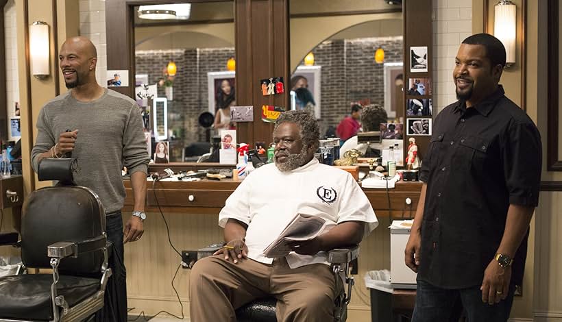 Ice Cube, Cedric The Entertainer, and Common in Barbershop: The Next Cut (2016)