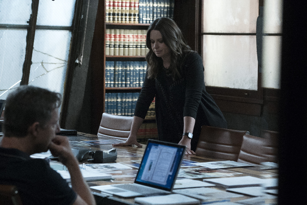 George Newbern and Katie Lowes in Scandal (2012)