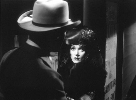 "Spoilers, The" Marlene Dietrich. 1942/Universal