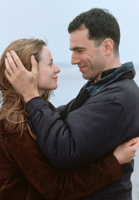 Daniel Day-Lewis and Emily Watson in The Boxer (1997)