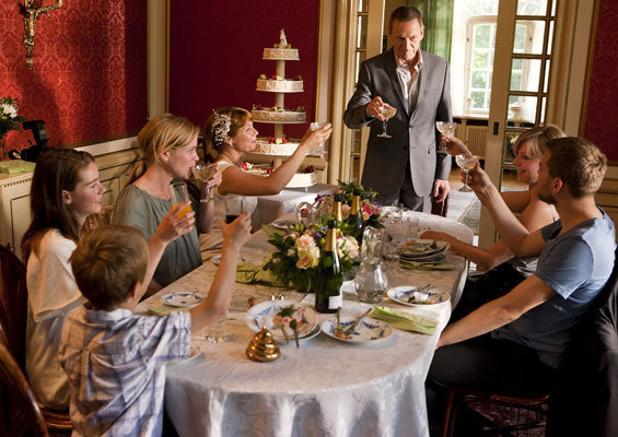 Jesper Christensen, Anne Louise Hassing, Line Kruse, Lene Maria Christensen, and Pilou Asbæk in A Family (2010)