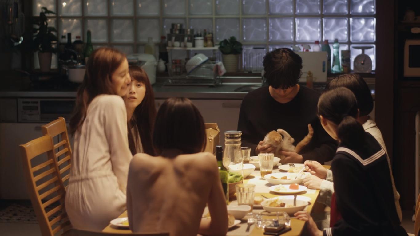 Miwako Wagatsuma, Yûko Araki, Rena Matsui, Rila Fukushima, Yôjirô Noda, and Rena Takeda in 1,000,000 yen no Onnatachi (2017)