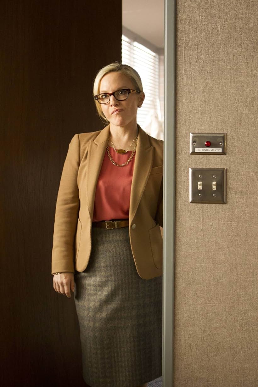 Rachael Harris in Lucifer (2016)