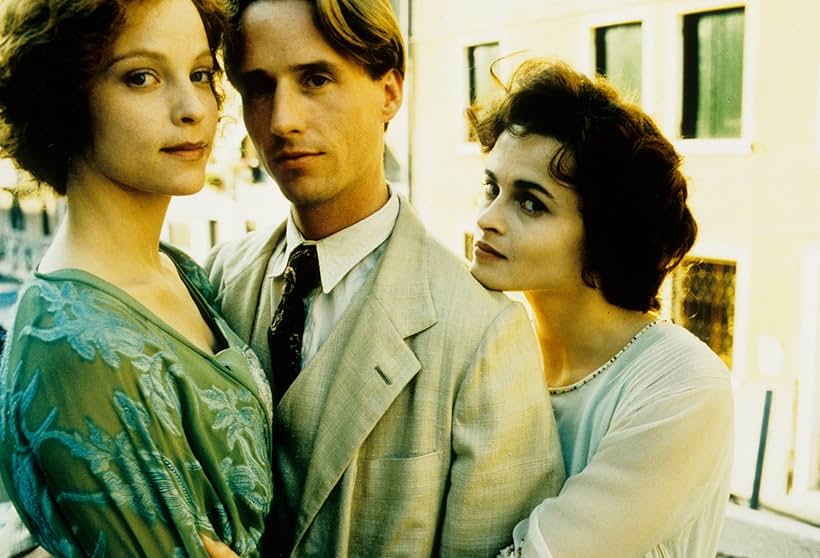 Helena Bonham Carter, Alison Elliott, and Linus Roache in The Wings of the Dove (1997)