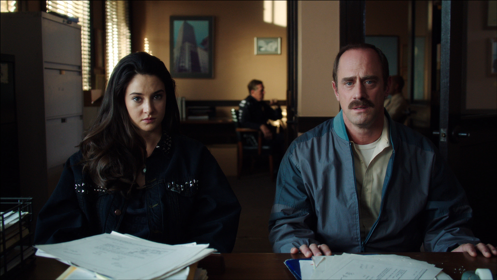 Christopher Meloni and Shailene Woodley in White Bird in a Blizzard (2014)