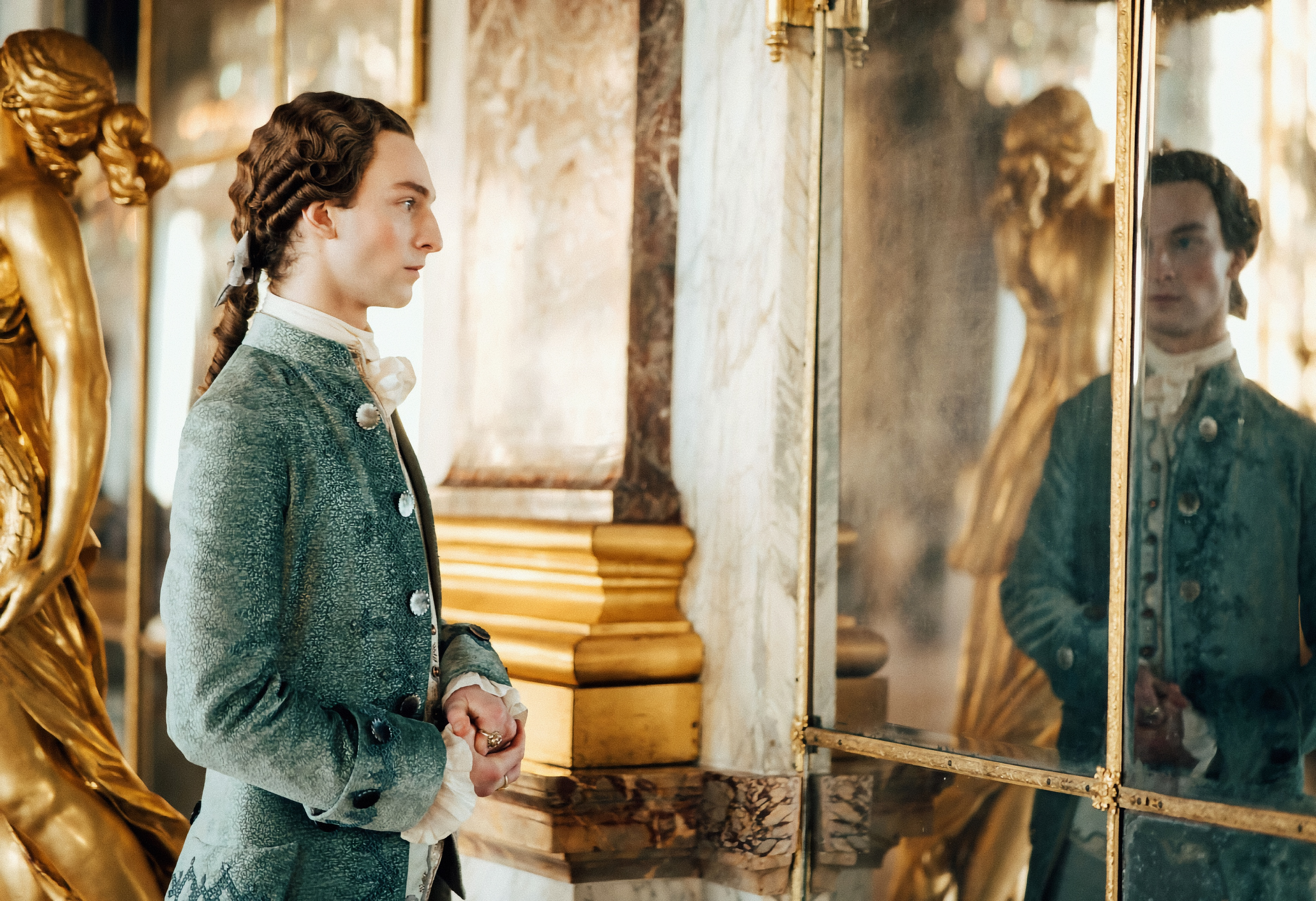 Louis Cunningham in Marie Antoinette (2022)