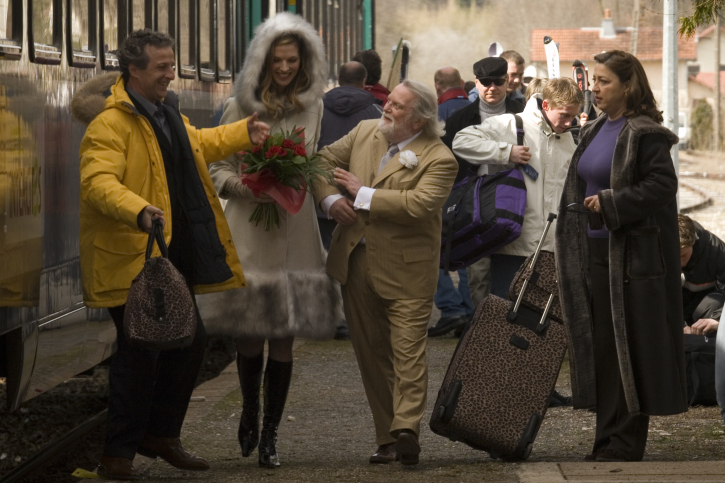 Christian Charmetant, Albert Delpy, Michèle Garcia, and Paulina Nemcova in Beauties at War (2008)