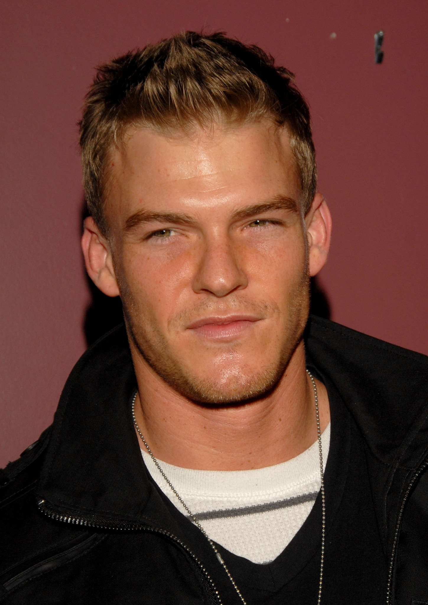 Alan Ritchson at an event for Steam (2007)