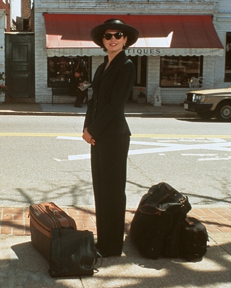 Julia Ormond in Sabrina (1995)