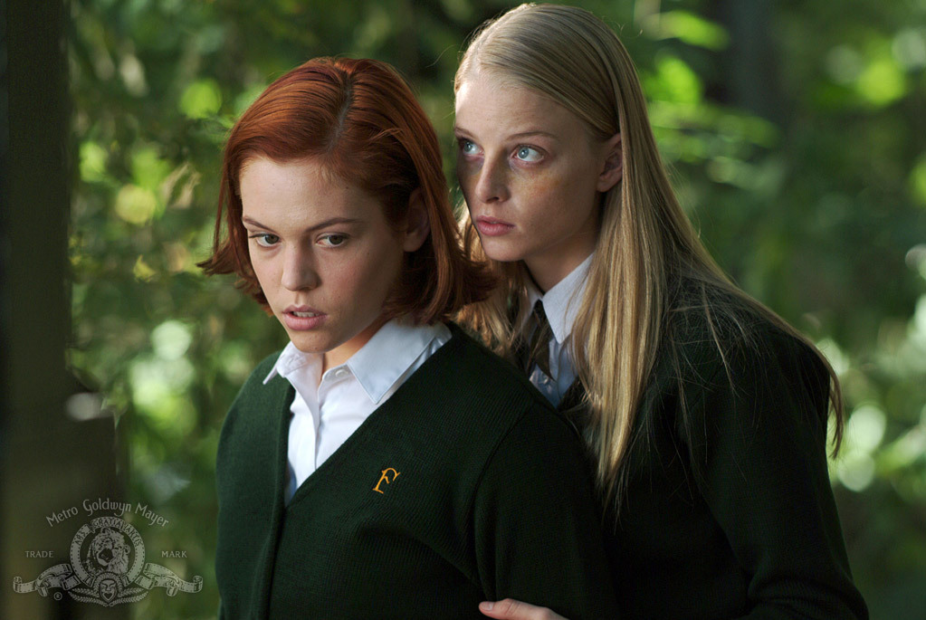 Agnes Bruckner and Rachel Nichols in The Woods (2006)