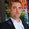 Robert Pattinson in Maps to the Stars (2014)