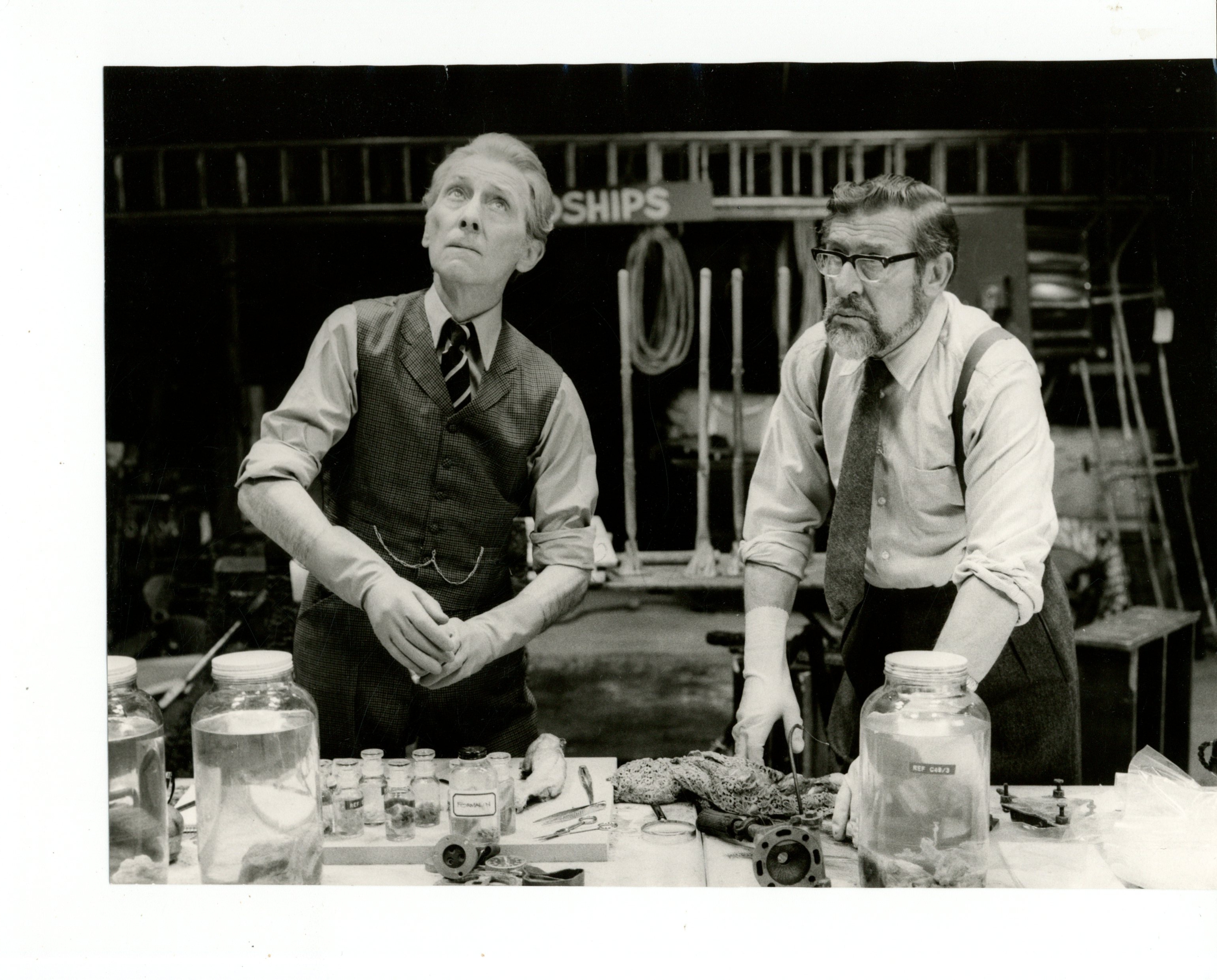 Peter Cushing and Duncan Lamont in Nothing But the Night (1973)