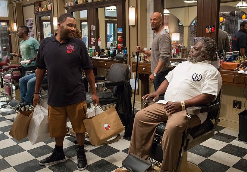 Anthony Anderson, Cedric The Entertainer, Common, and Lamorne Morris in Barbershop: The Next Cut (2016)