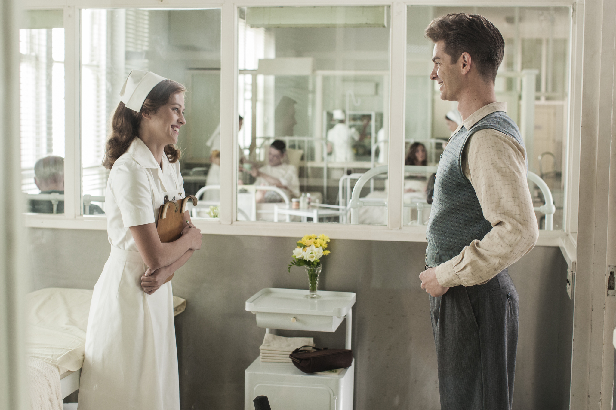 Andrew Garfield and Teresa Palmer in Hacksaw Ridge (2016)