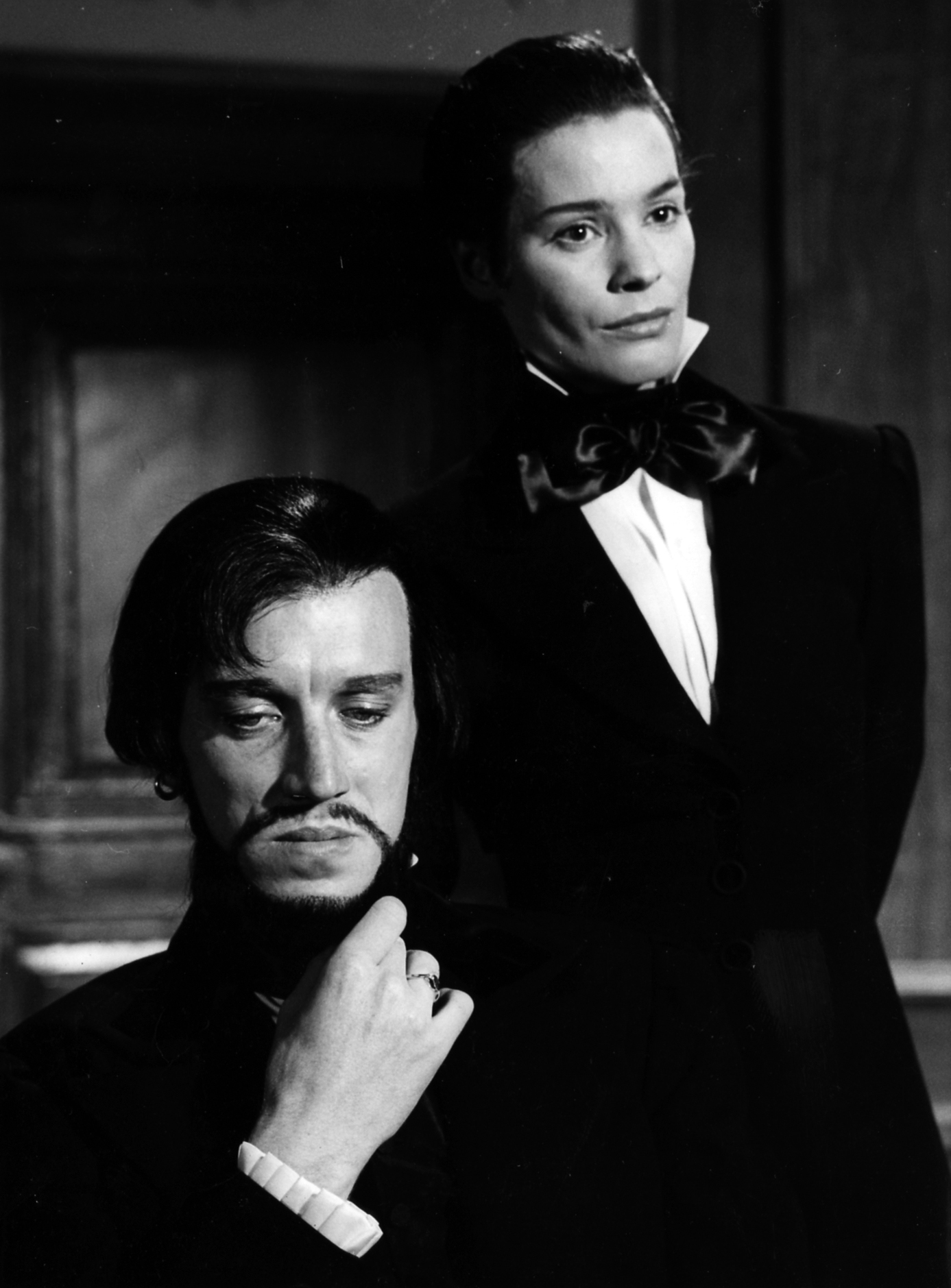 Max von Sydow and Ingrid Thulin in The Magician (1958)