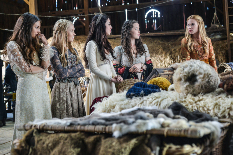 Anna Popplewell, Caitlin Stasey, Adelaide Kane, Jenessa Grant, and Celina Sinden in Reign (2013)