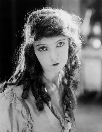 Lillian Gish in "Orphans of the Storm" 1921 UA