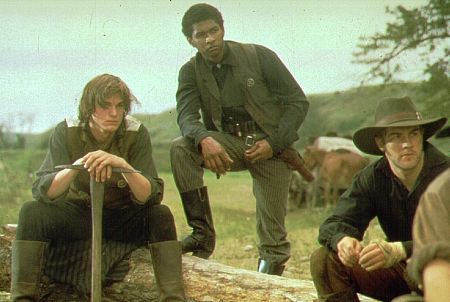 James Van Der Beek, Ashton Kutcher, and Usher in Texas Rangers (2001)