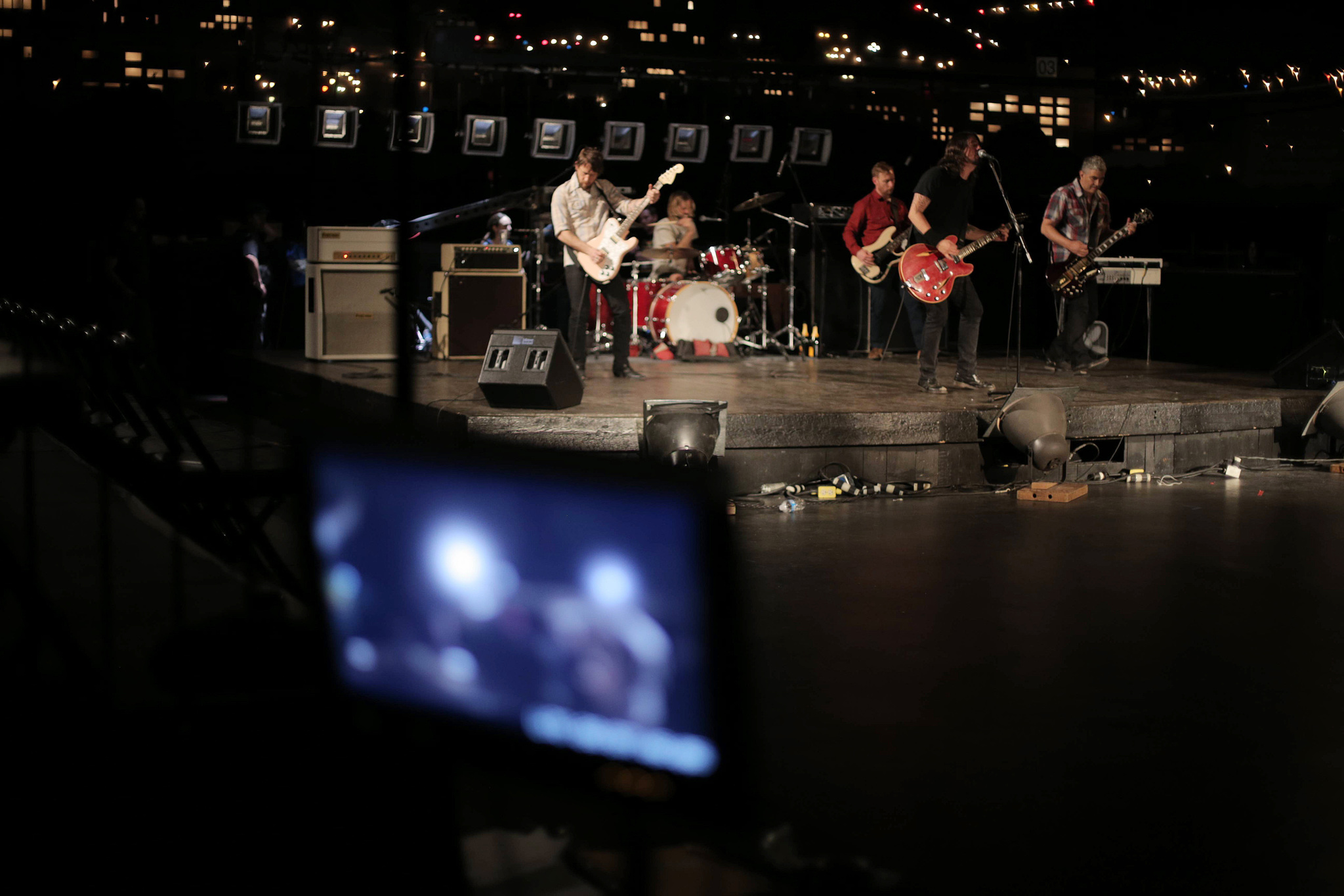 Dave Grohl, Nate Mendel, Pat Smear, Taylor Hawkins, Chris Shiflett, and Foo Fighters in Sonic Highways (2014)