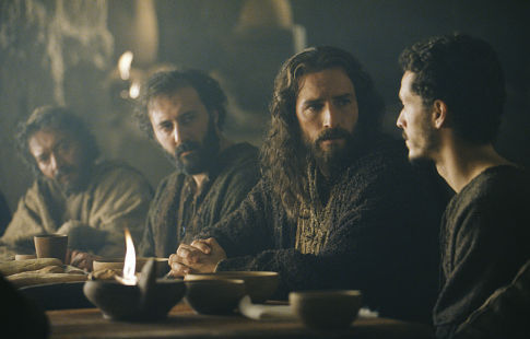 Jim Caviezel, Christo Jivkov, and Francesco De Vito in The Passion of the Christ (2004)